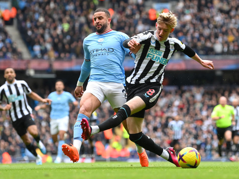 Gordon luôn thi đấu hết mình trên sân. (Ảnh: talkSPORT)