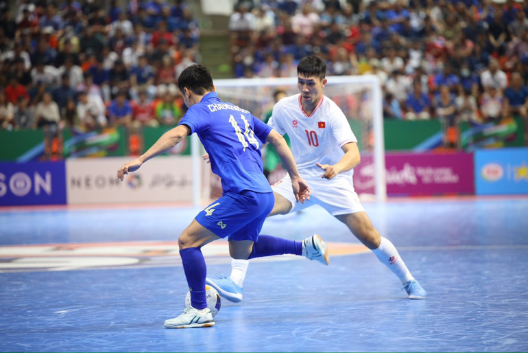 Đội tuyển futsal Thái Lan thể hiện sức mạnh. (Ảnh: VFF)