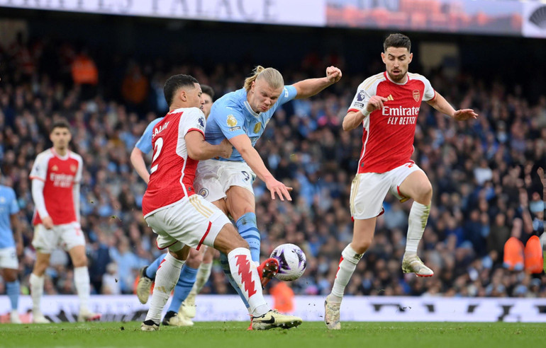 Hàng thủ Arsenal hoạt động rất hiệu quả ở mùa giải này. (Ảnh: now.arsenal) Hàng thủ Arsenal hoạt động rất hiệu quả ở mùa giải này. (Ảnh: now.arsenal)