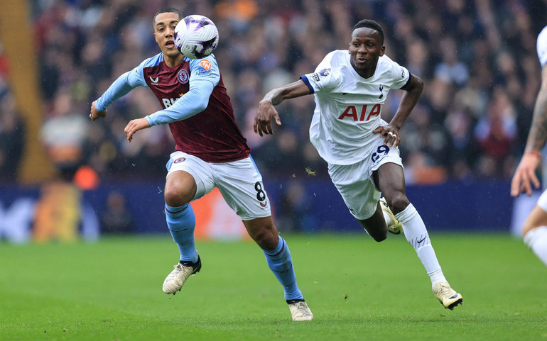 Sarr đóng vai trò quan trọng trong lối chơi của Tottenham. (Ảnh: The Telegraph)