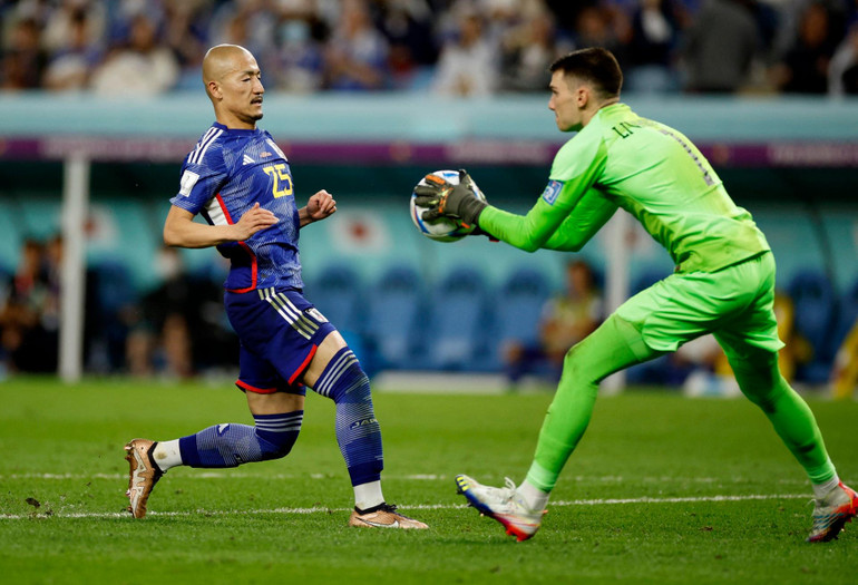 Daizen Maeda mở tỷ số cho Nhật Bản. Daizen Maeda mở tỷ số cho Nhật Bản.