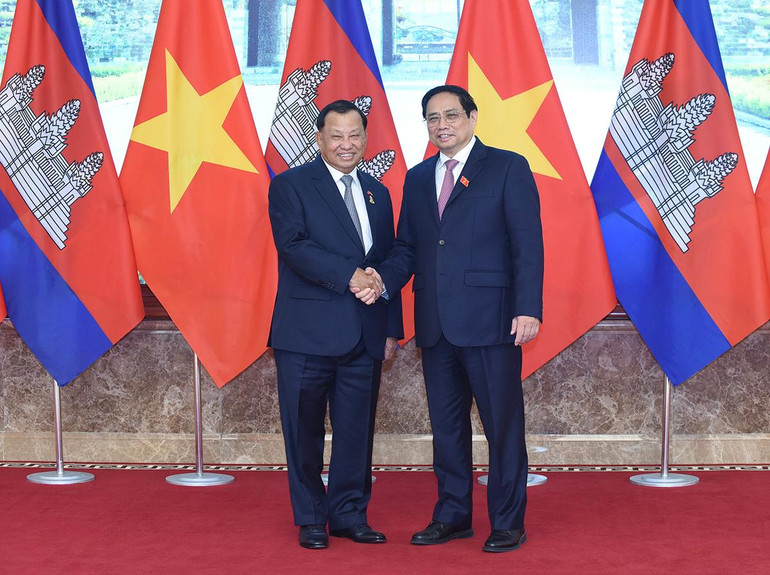 [Ảnh] Thủ tướng Phạm Minh Chính tiếp Chủ tịch Thượng viện Vương quốc Campuchia Samdech Say Chhum ảnh 2