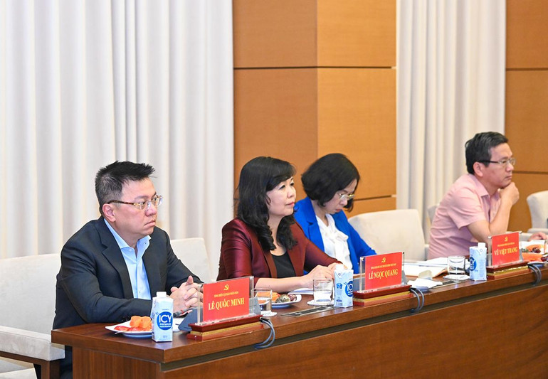 [Ảnh] Thủ tướng và Chủ tịch Quốc hội chủ trì hội nghị giữa Đảng đoàn Quốc hội với Ban Cán sự Đảng Chính phủ ảnh 4