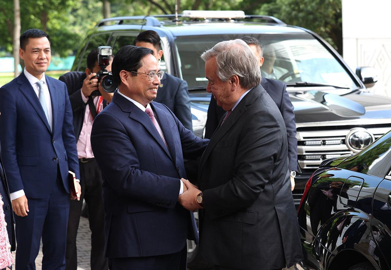 Thủ tướng Phạm Minh Chính đón Tổng Thư ký Liên hợp quốc Antonio Guterres.