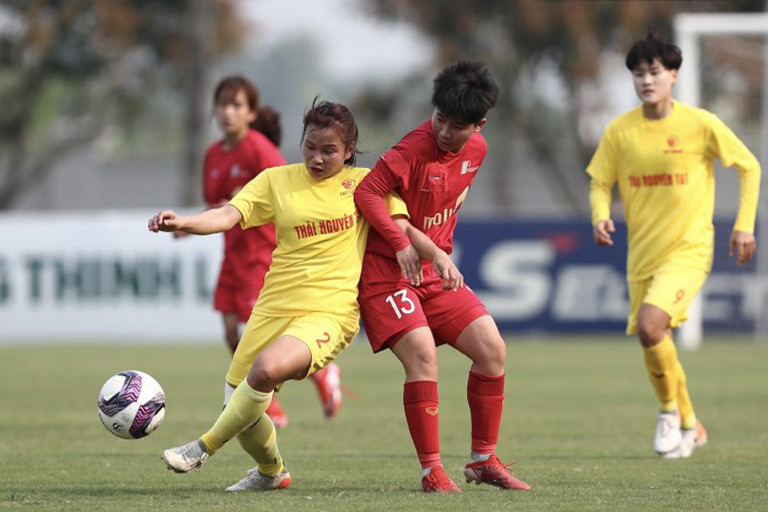 Thế trận giằng co. Thế trận giằng co.