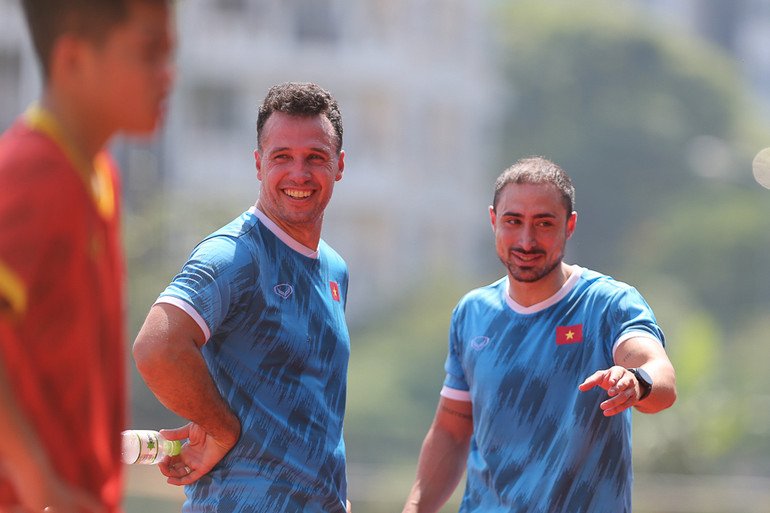 Tân huấn luyện viên trưởng và các cộng sự đang được tạo những điều kiện thuận lợi nhất để chuẩn bị cho Vòng loại futsal châu Á 2024. (Ảnh: VFF)