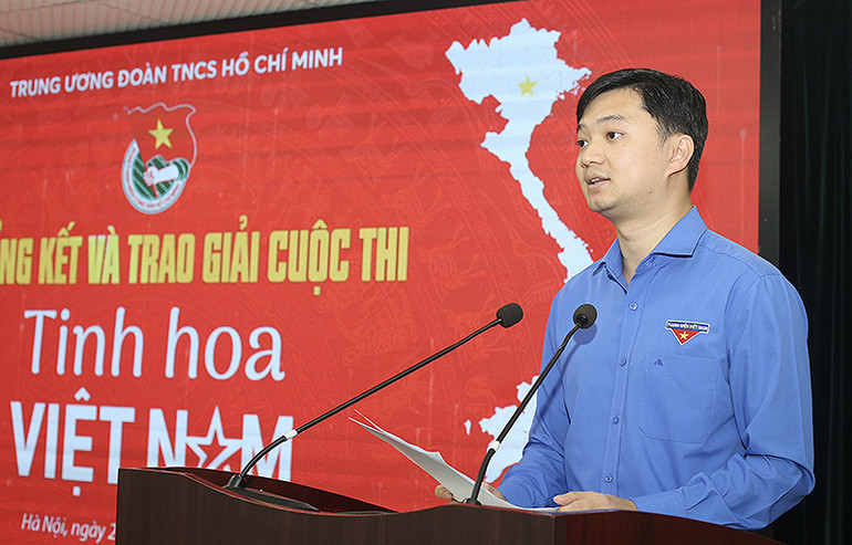 Đồng chí Nguyễn Minh Triết phát biểu ý kiến tại buổi lễ. Đồng chí Nguyễn Minh Triết phát biểu ý kiến tại buổi lễ.