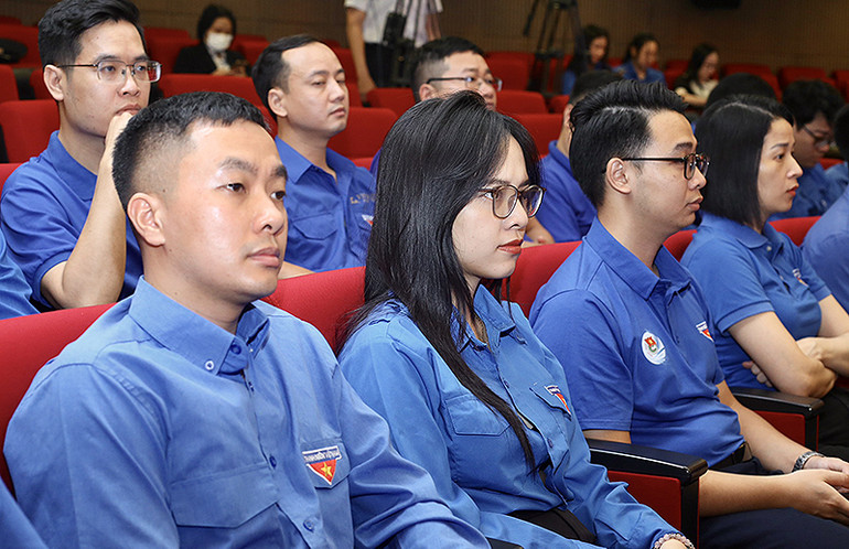 Các đại biểu tham gia Tọa đàm. Các đại biểu tham gia Tọa đàm.