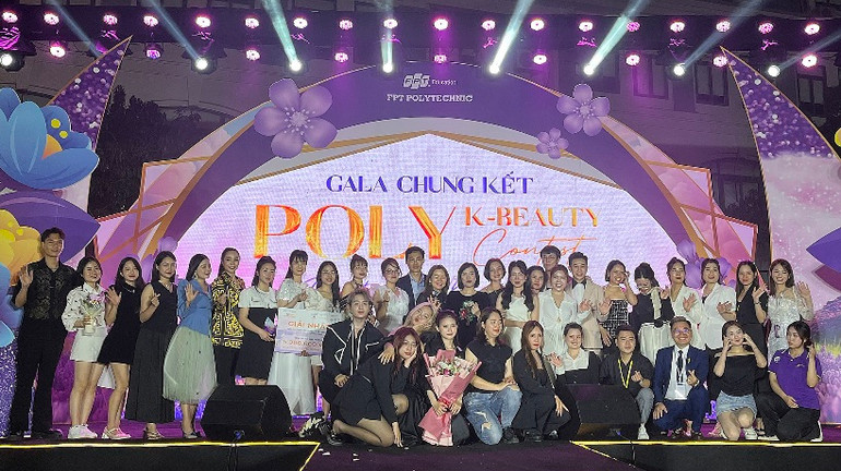 Các thí sinh xuất sắc tại cuộc thi "Poly K - Beauty Contest" Các thí sinh xuất sắc tại cuộc thi "Poly K - Beauty Contest"