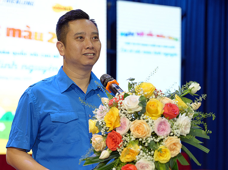 Đồng chí Lê Anh Quân phát biểu ý kiến tại ngày hội.