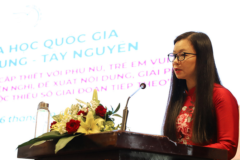 Phó Chủ tịch Hội Liên hiệp Phụ nữ Việt Nam Nguyễn Thị Thu Hiền phát biểu ý kiến tại Hội thảo. Phó Chủ tịch Hội Liên hiệp Phụ nữ Việt Nam Nguyễn Thị Thu Hiền phát biểu ý kiến tại Hội thảo.