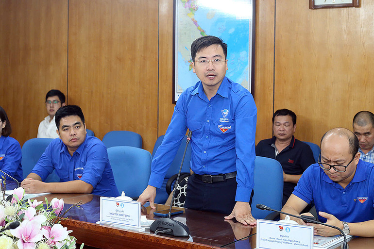 Phó Bí thư Tỉnh đoàn Tuyên Quang Nguyễn Nhất Linh cung cấp thông tin về những thiệt hại sau bão trên địa bàn tỉnh Tuyên Quang.