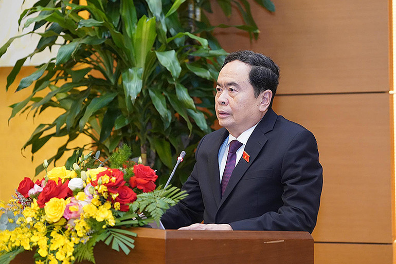 Đồng chí Trần Thanh Mẫn phát biểu ý kiến tại phiên giải trình.