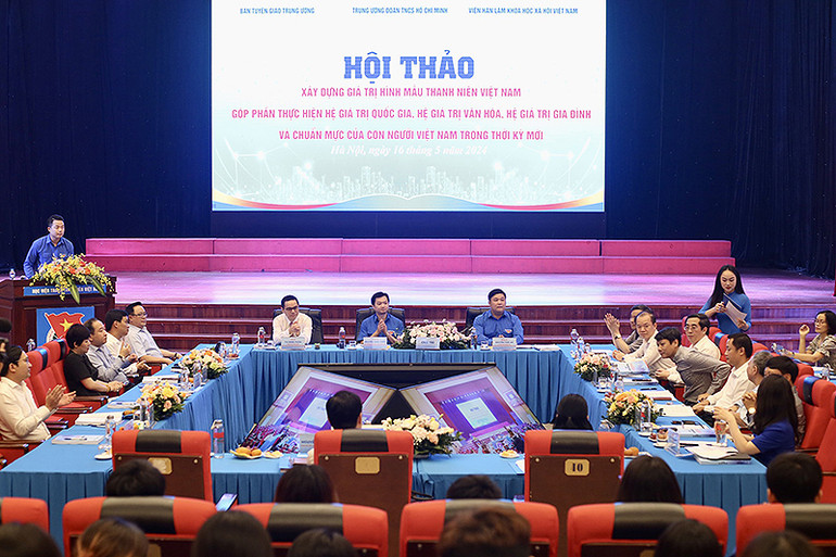 Toàn cảnh Hội thảo tại đầu cầu Hà Nội.