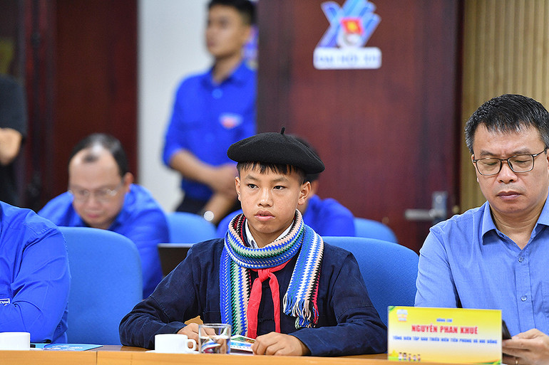 Đại biểu chính thức Phiên họp giả định "Quốc hội trẻ em" lần thứ 2 Thào Mí Phềnh, thành viên Câu lạc bộ Thủ lĩnh của sự thay đổi huyện Mèo Vạc (tỉnh Hà Giang).