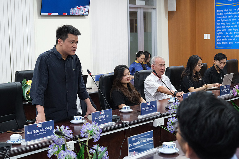 Thạc sĩ Lê Đình Lực phát biểu ý kiến tại chương trình.