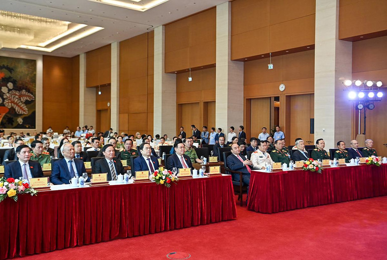 [Ảnh] Chủ tịch nước, Chủ tịch Quốc hội dự Lễ kỷ niệm 30 năm ngày thành lập Ủy ban Quốc phòng và An ninh ảnh 4