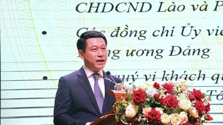 Phó Thủ tướng, Bộ trưởng Ngoại giao Lào Saleumxay Kommasith phát biểu tại buổi lễ.