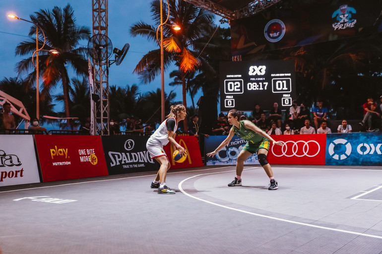 Cantho Catfish (áo xanh) giành chiến thắng sau cuộc đôi công ngoạn mục với Lãnh Binh Thăng. (Ảnh: VBA)