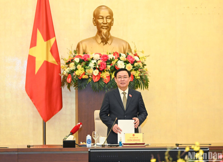 Chủ tịch Quốc hội Vương Đình Huệ phát biểu chỉ đạo tại buổi tiếp. (Ảnh: Duy Linh)