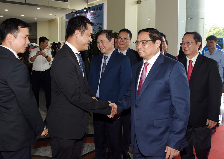 Thủ tướng Phạm Minh Chính dự lễ chào mừng Ngày Khoa học và Công nghệ Việt Nam 18/5 với chủ đề "Khoa học, công nghệ và đổi mới sáng tạo - động lực phát triển bền vững".