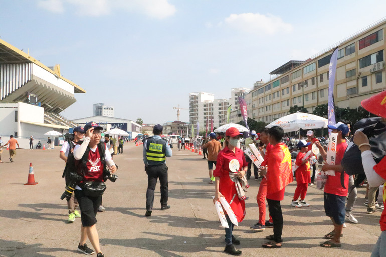 Trận đấu giành Huy chương Đồng bóng đá nam SEA Games 32 giữa U22 Việt Nam và Myanmar diễn ra tại Sân vận động Quốc gia Olympic ở Thủ đô Phnom Penh của Campuchia. Trận đấu giành Huy chương Đồng bóng đá nam SEA Games 32 giữa U22 Việt Nam và Myanmar diễn ra tại Sân vận động Quốc gia Olympic ở Thủ đô Phnom Penh của Campuchia.