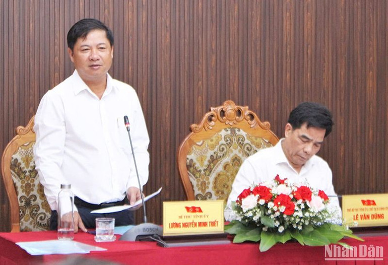 Bí thư Tỉnh ủy Lương Nguyễn Minh Triết lưu ý, các cấp ủy, chính quyền mạnh dạn giao việc cho thanh niên về những nhiệm vụ liên quan đến chuyển đổi số.