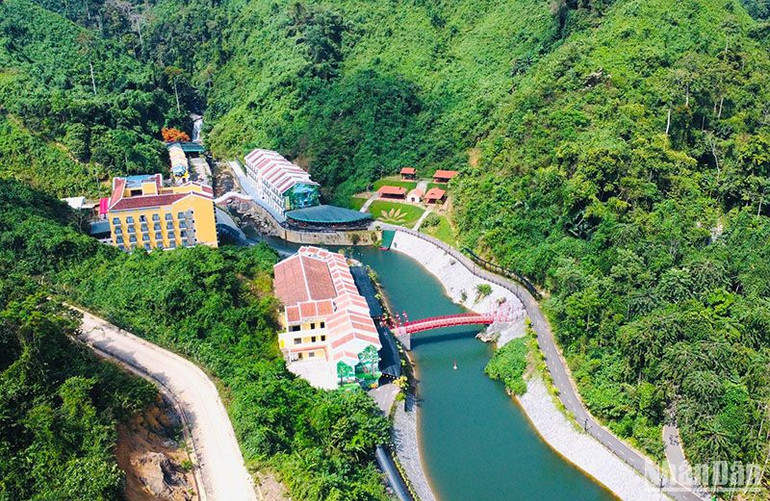 Khu du lịch sinh thái quy mô lớn tại miền núi Quảng Nam