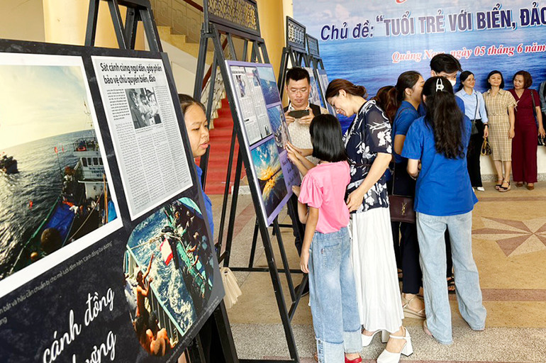 Quảng Nam khai mạc triển lãm với chủ đề “Tuổi trẻ với biển đảo quê hương” ảnh 1