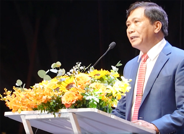 Chủ tịch Ủy ban nhân dân thành phố Hội An Nguyễn Văn Sơn phát biểu tại buổi lễ.