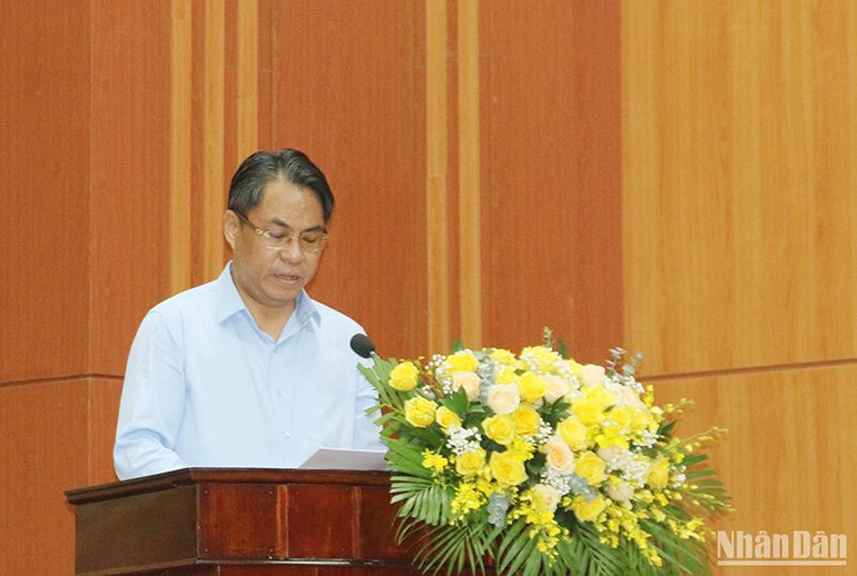 Phó Trưởng Ban Tổ chức Trung ương Phan Thăng An phát biểu tại hội thảo.