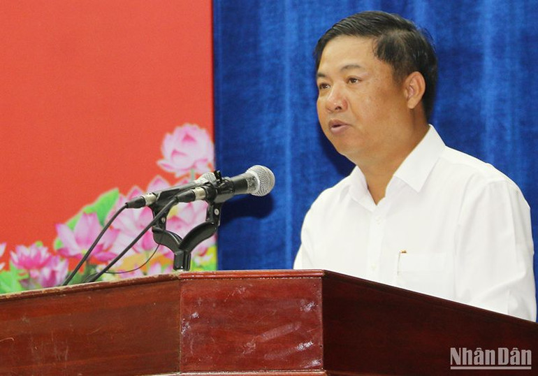 Bí thư Tỉnh ủy Lương Nguyễn Minh Triết phát biểu chỉ đạo tại hội nghị.