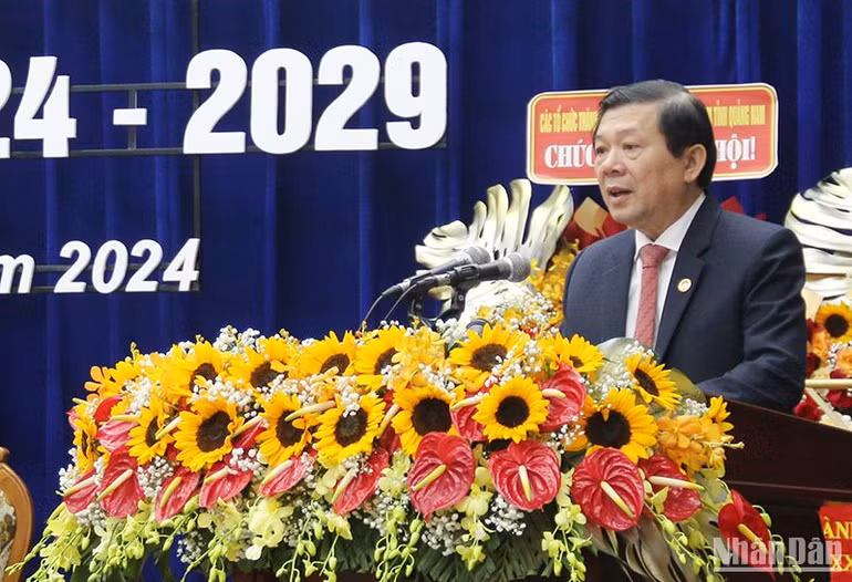 Phó Chủ tịch Ủy ban Trung ương Mặt trận Tổ quốc Việt Nam Nguyễn Hữu Dũng phát biểu chỉ đạo tại Đại hội đại biểu Mặt trận Tổ quốc Việt Nam tỉnh Quảng Nam lần thứ 11 (nhiệm kỳ 2024-2029).