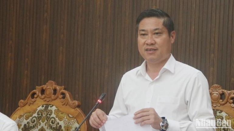 Phó Chủ tịch Thường trực Ủy ban nhân dân tỉnh Quảng Nam Phan Thái Bình phát biểu tại họp báo.