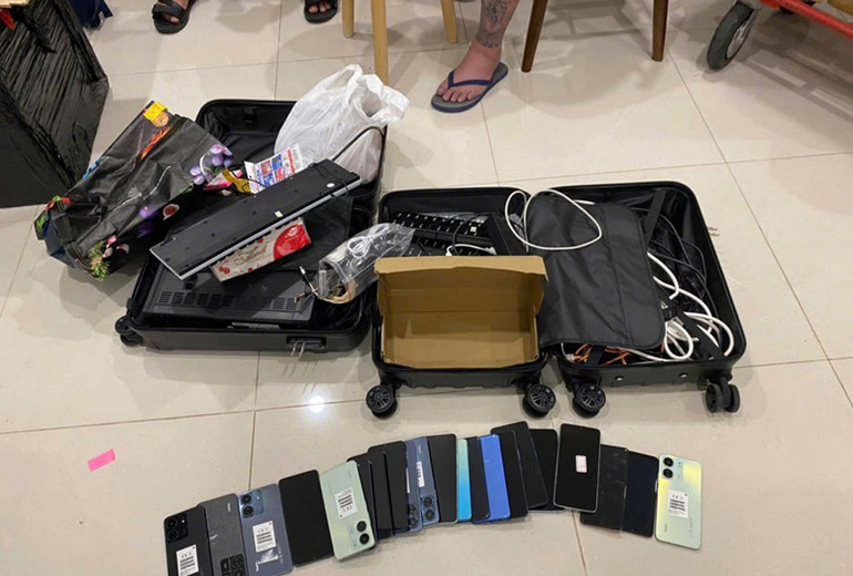 Tang vật thu giữ.