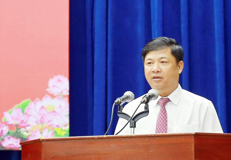 Bí thư Tỉnh ủy Lương Nguyễn Minh Triết phát biểu tại Hội nghị. Bí thư Tỉnh ủy Lương Nguyễn Minh Triết phát biểu tại Hội nghị.