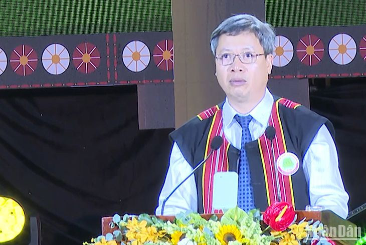 Phó Chủ tịch Ủy ban nhân dân tỉnh Quảng Nam Hồ Quang Bửu phát biểu tại lễ khai mạc.