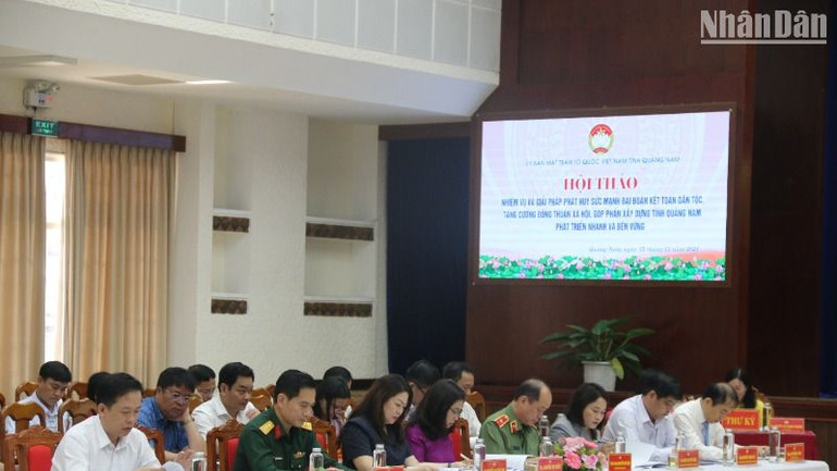 Các đại biểu dự hội thảo