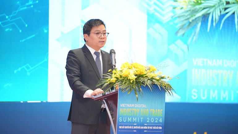 Thứ trưởng Công thương Trương Thanh Hoài phát biểu khai mạc diễn đàn.