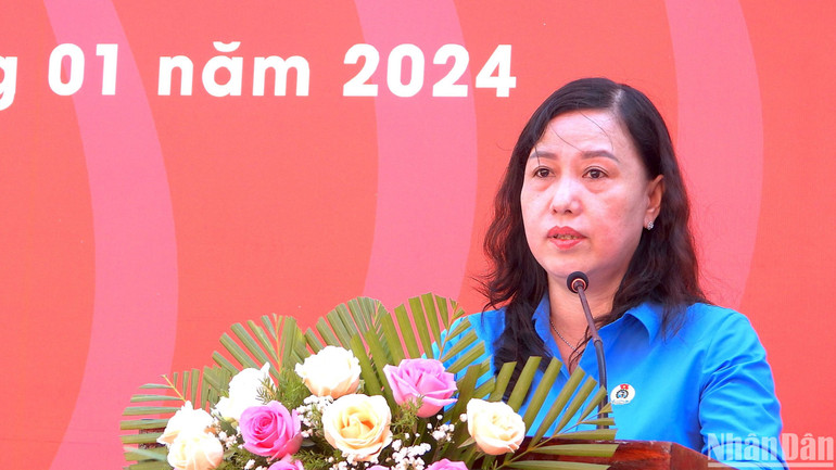 Chủ tịch Liên đoàn Lao động tỉnh Cà Mau Huỳnh Út Mười gởi lời chúc mừng năm mới đến đoàn viên, người lao động Cà Mau.