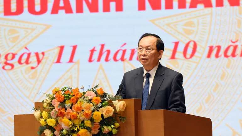 Phó Thống đốc Ngân hàng Nhà nước Đào Minh Tú phát biểu.