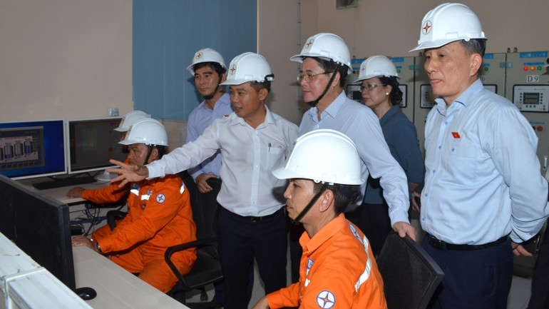 Phó Chủ tịch Quốc hội Nguyễn Đức Hải đến thăm Điện lực Phú Quý, Công ty Điện lực Bình Thuận. Phó Chủ tịch Quốc hội Nguyễn Đức Hải đến thăm Điện lực Phú Quý, Công ty Điện lực Bình Thuận.