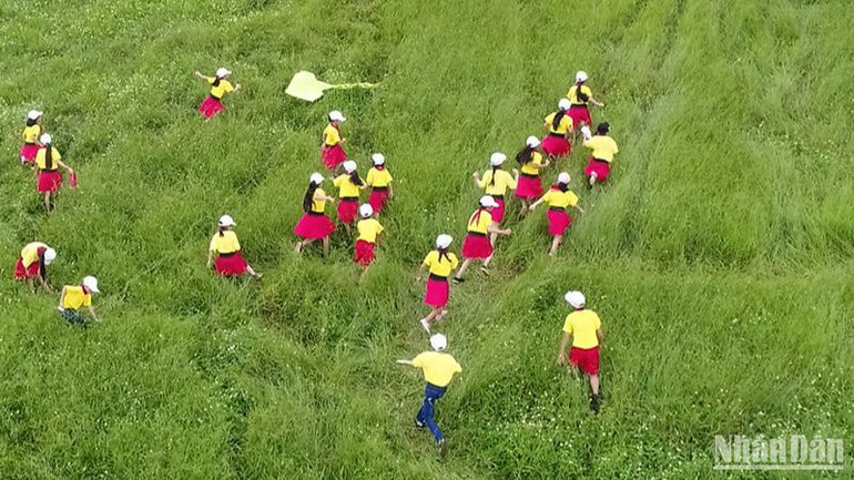 Việc Mộc Châu ra mắt ứng dụng du lịch thông minh trong du lịch góp phần đẩy mạnh chuyển đổi số tại các cơ sở của huyện.
