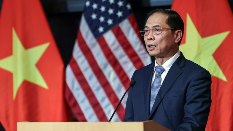 Bộ trưởng Ngoại giao Bùi Thanh Sơn phát biểu tại buổi lễ.