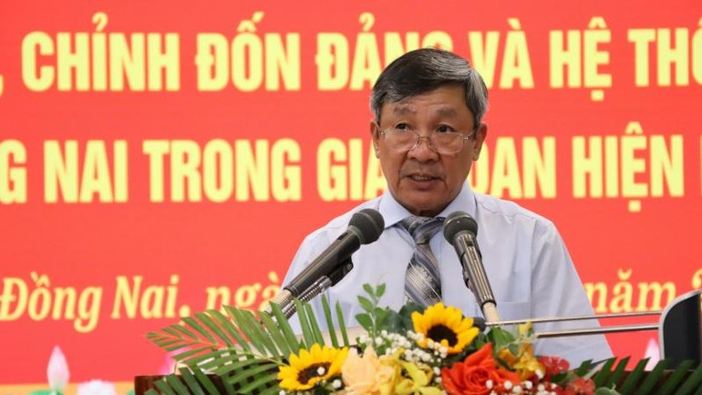 Đồng chí Hồ Thanh Sơn, Phó Bí thư Thường trực Tỉnh ủy Đồng Nai phát biểu tại Hội thảo.