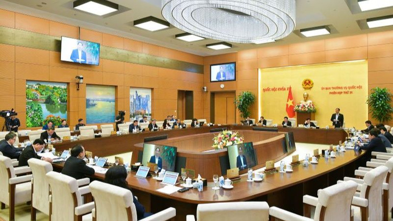 Toàn cảnh phiên họp.