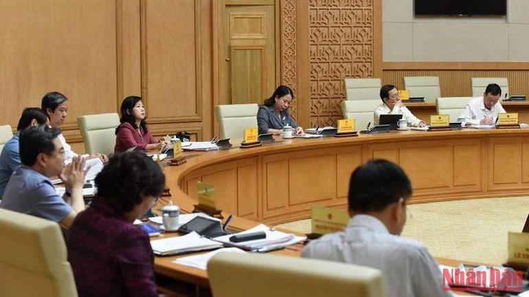 Các đại biểu tham dự phiên họp.