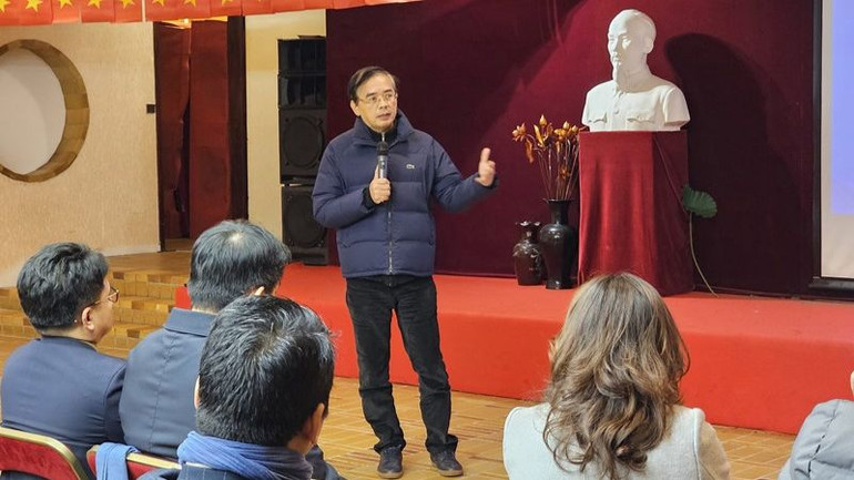 Tiến sĩ, bác sĩ Võ Toàn Trung cho rằng, định hướng đào tạo mang tính chiến lược là điều cần thiết. (Ảnh: KHẢI HOÀN)