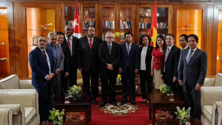 Hai bên thống nhất cùng thúc đẩy quan hệ hợp tác, thúc đẩy đầu tư của Cuba vào Đà Nẵng.