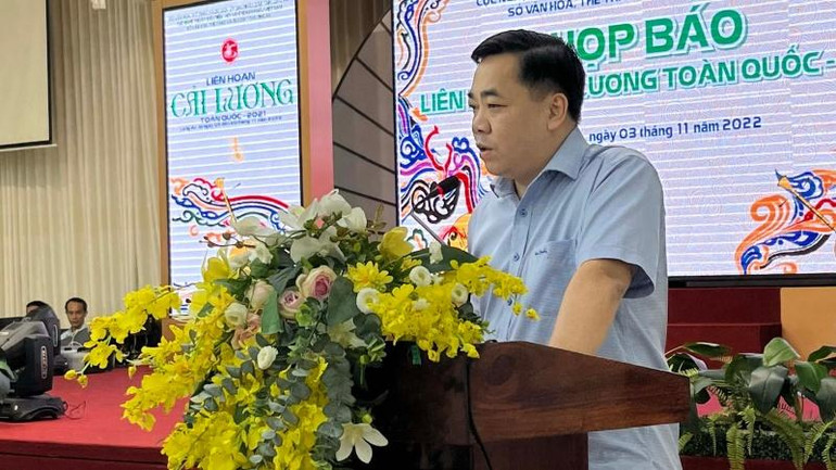 Ông Trần Hướng Dương, Phó Cục trưởng Cục Nghệ thuật biểu diễn thông tin về liên hoan.